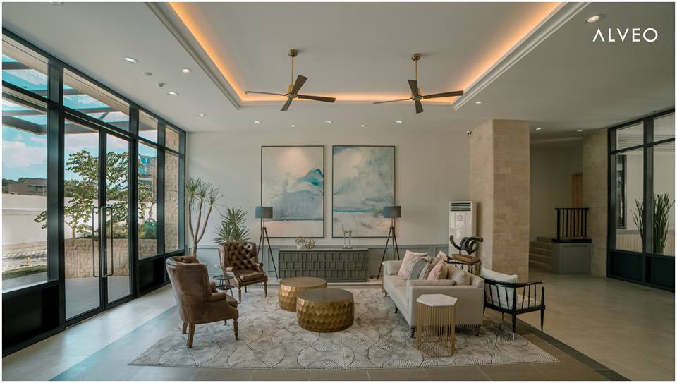 Portico Lobby 4